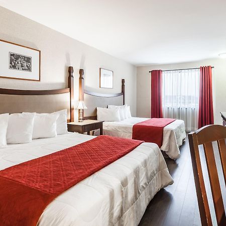 Hotel Ambassadeur Et Suites Квебек Екстер'єр фото