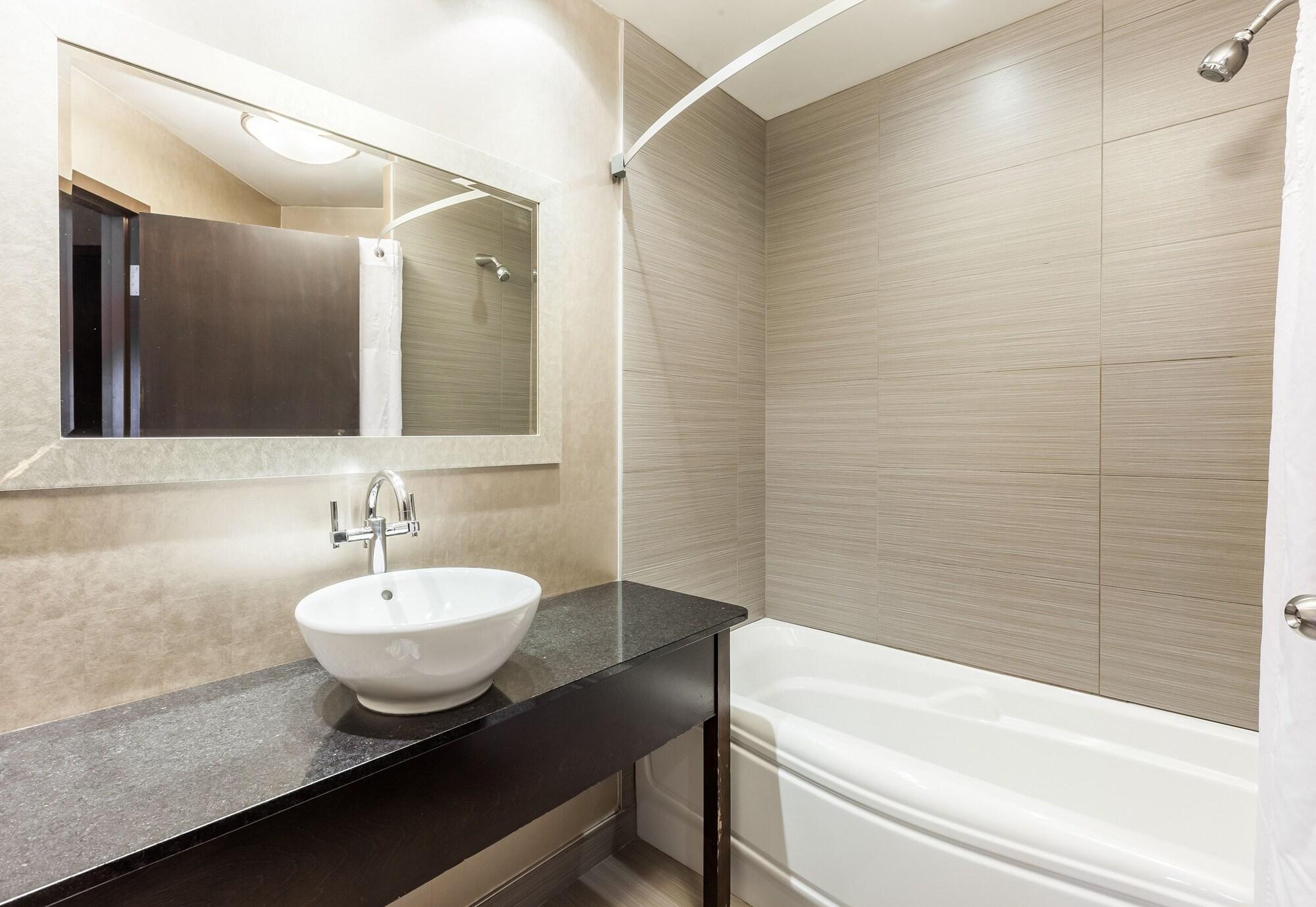 Hotel Ambassadeur Et Suites Квебек Екстер'єр фото